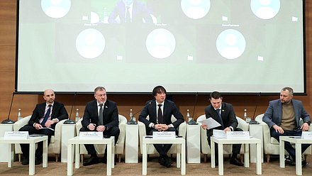 Парламентские слушания Комитета по туризму и развитию туристической инфраструктуры на тему: «Реализация законодательных положений в части информированности граждан об оказании услуг туроператорами»