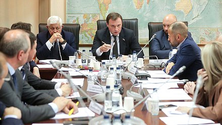 Заседание Комитета по строительству и жилищно-коммунальному хозяйству