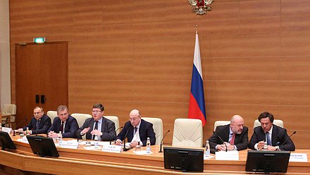 Семинар с участием руководителей правовых служб (представительных) и исполнительных органов государственной власти субъектов Российской Федерации на тему «Качество законодательства и проблемы юридической техники». 
