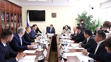 Заседание Комитета по молодежной политике