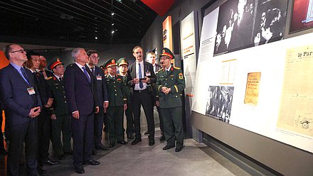 Chairman of the State Duma Vyacheslav Volodin at the Vietnam Military History Museum