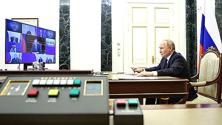 Совещание с постоянными членами Совета Безопасности (в режиме видеоконференции). Фото: kremlin.ru