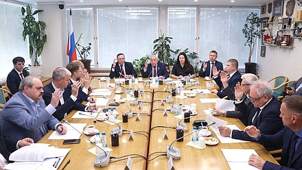 Расширенное заседание Комитета по развитию Дальнего Востока и Арктики на тему «Совершенствование законодательного обеспечения северного завоза в условиях новой навигации»