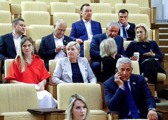 Расширенное совместное заседание Комитетов по контролю, по просвещению, по физической культуре и спорту, по охране здоровья и по развитию гражданского общества, вопросам общественных и религиозных объединений