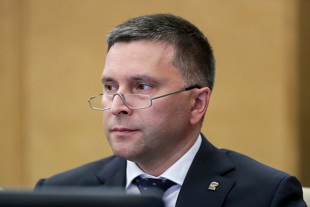 Депутат от фракции «Единая Россия» Дмитрий Кобылкин