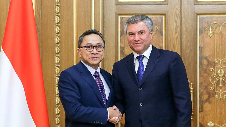 Председатель Государственной Думы Вячеслав Володин и Председатель Народного консультативного конгресса Республики Индонезия Зулькифли Хасан
