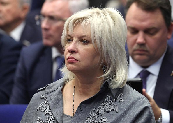 Первый заместитель Председателя Комитета по труду, социальной политике и делам ветеранов Елена Цунаева