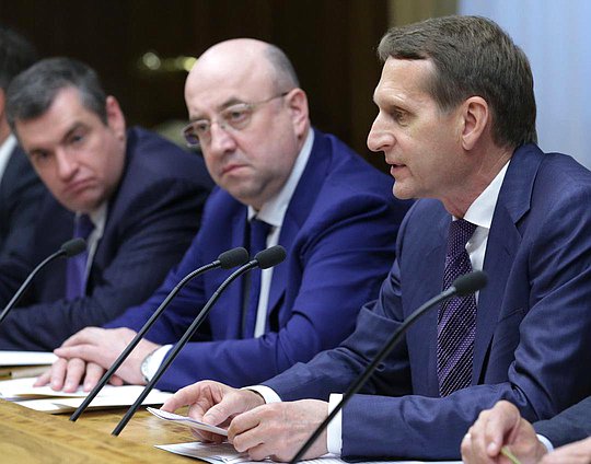 Заседание рабочей группы при Председателе Государственной Думы Федерального Собрания Российской Федерации по правовому анализу законодательных процедур 
и принимаемых на Украине правовых актов.

