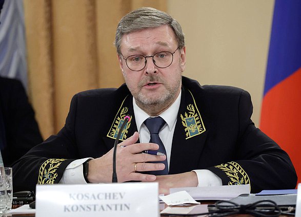 Заместитель Председателя Совета Федерации Константин Косачев