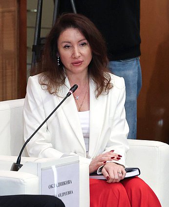 Кандидат на должность заместителя Председателя Правительства РФ – Руководителя Аппарата Правительства РФ Ирина Окладникова