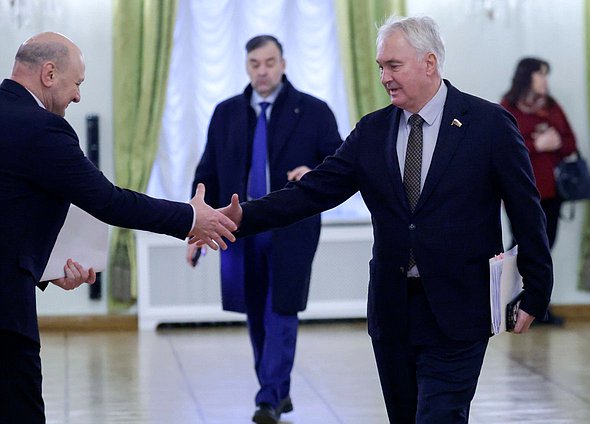 Председатель Комитета по обороне Андрей Картаполов