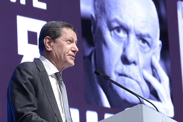 Первый заместитель Председателя Государственной Думы Александр Жуков