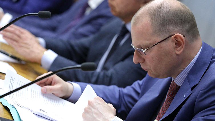 Заседание рабочей группы при Председателе Государственной Думы Федерального Собрания Российской Федерации по правовому анализу законодательных процедур 
и принимаемых на Украине правовых актов.

