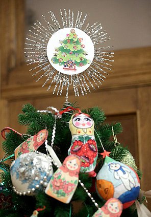 Фестиваль новогодних игрушек в Государственной Думе