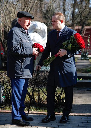 Заместитель Председателя Государственной Думы Владислав Даванков и Председатель Комитета по развитию Дальнего Востока и Арктики Николай Харитонов