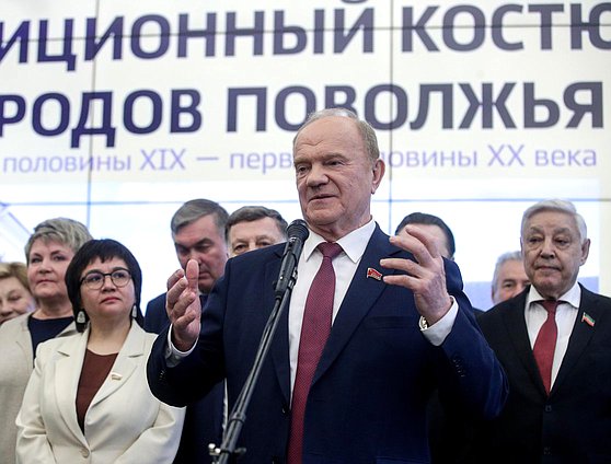 Руководитель фракции КПРФ Геннадий Зюганов