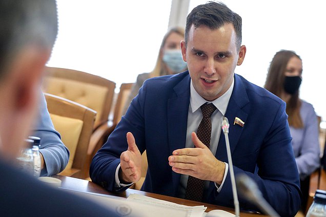 Председатель Комитета по малому и среднему предпринимательству Александр Демин