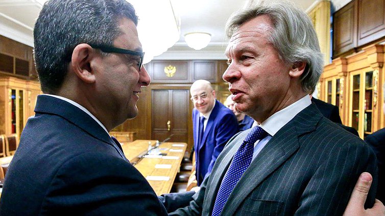 Встреча Председателя Государственной Думы  

Федерального Собрания Российской Федерации С.Е.Нарышкина  

c Министром иностранных дел Арабской Республики Египет С.Шукри. 
