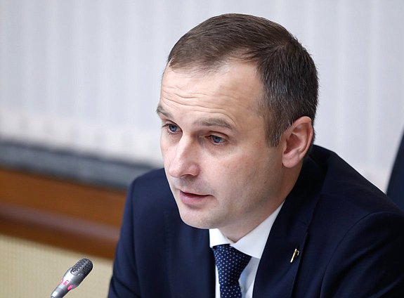 Председатель Комитета по охране здоровья Сергей Леонов