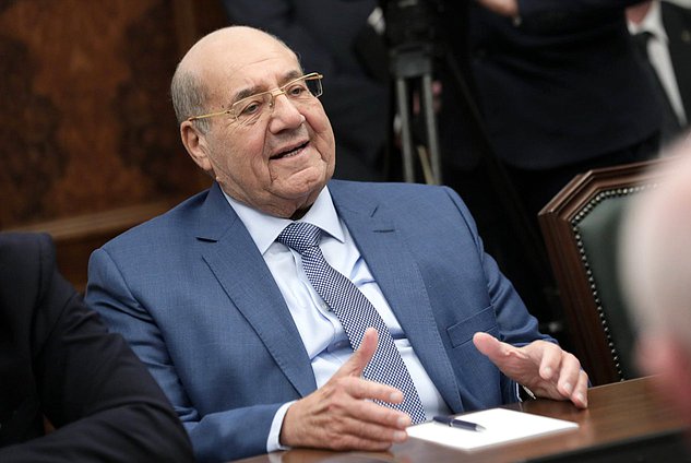 Председатель Сената Арабской Республики Египет Абдельвахаб Абдерразек