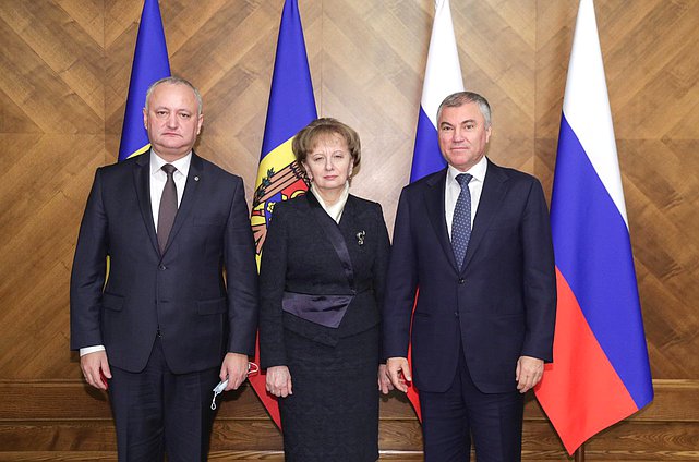 Chairman of the State Duma Viacheslav Volodin, Speaker of the Parliament of the Republic of Moldova Zinaida Greceanîi and ex-President of the Republic of Moldova Igor Dodon