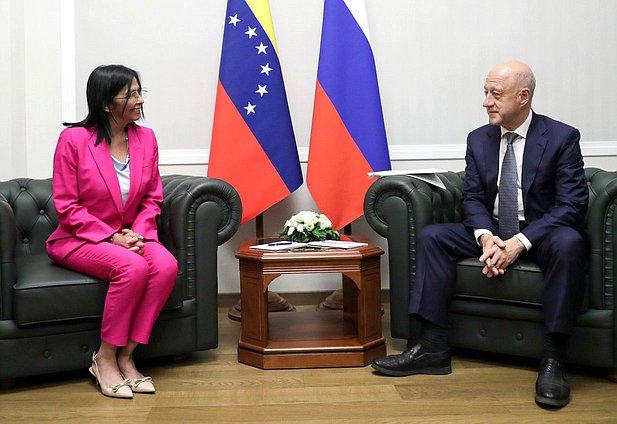 Executive Vice President of the Bolivarian Republic of Venezuela Delcy Eloína Rodríguez Gómez and Deputy Chairman of the State Duma Alexander Babakov