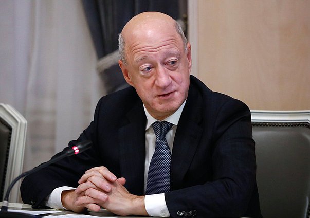 Заместитель Председателя Государственной Думы Александр Бабаков
