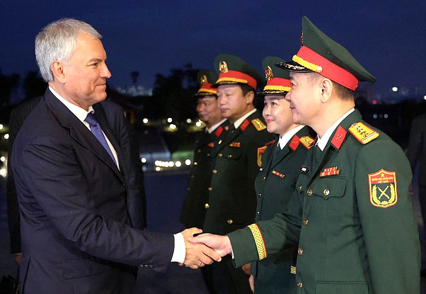 Chairman of the State Duma Vyacheslav Volodin at the Vietnam Military History Museum