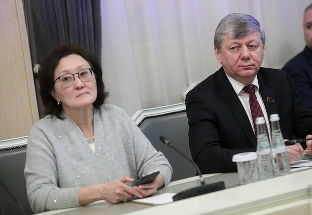 Deputy Chairwoman of the Committee on State Building and Legislation Sardana Avksentieva and First Deputy Chairman of the Committee on International Affairs Dmitry Novikov