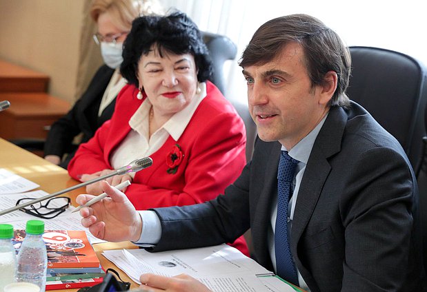 Министр просвещения РФ Сергей Кравцов