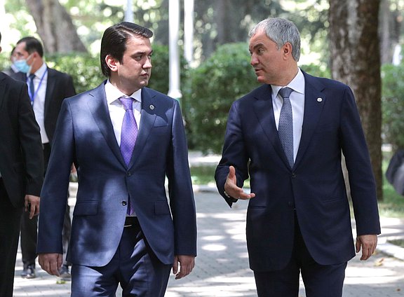 Chairman of the State Duma Viacheslav Volodin and Chairman of the Majlisi Milli of the Majlisi Oli of the Republic of Tajikistan Rustami Emomali