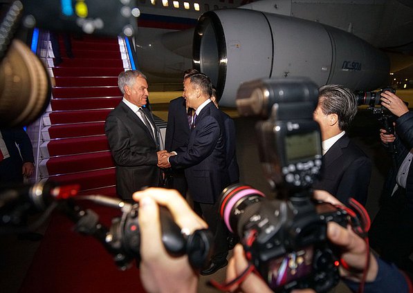 Chairman of the State Duma Vyacheslav Volodin arrived in Nanjing