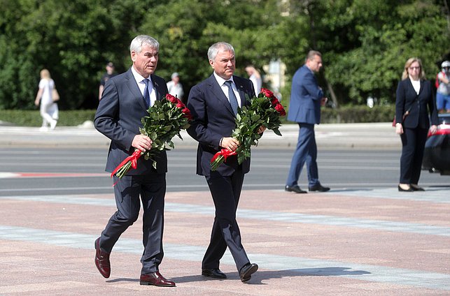 Председатель Палаты представителей Национального собрания Республики Беларусь Владимир Андрейченко и Председатель Государственной Думы Вячеслав Володин