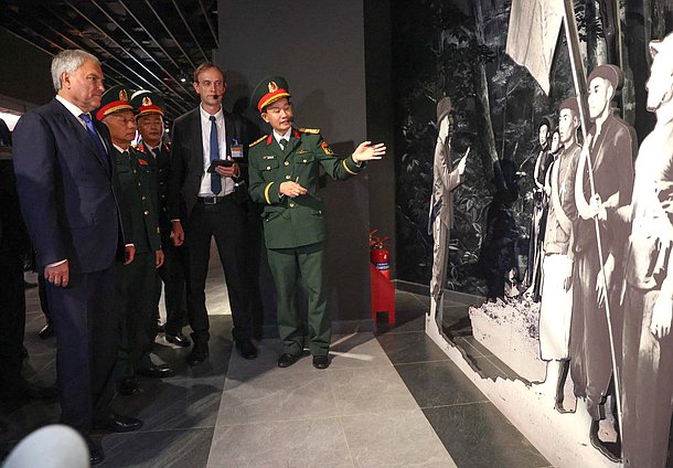 Chairman of the State Duma Vyacheslav Volodin at the Vietnam Military History Museum