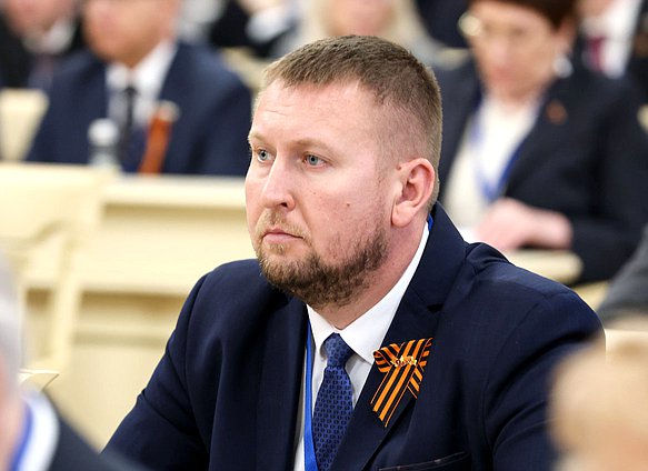 Председатель Народного Совета ЛНР Денис Мирошниченко