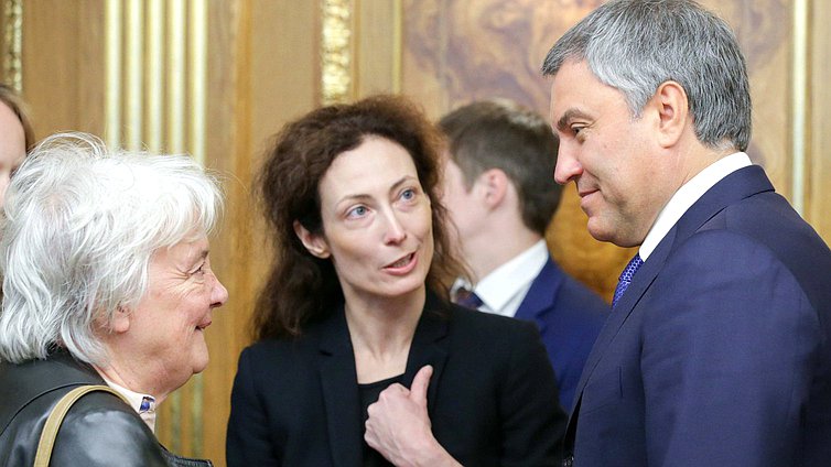 Председатель Государственной Думы Вячеслав Володин и вице-президент, Председатель Генеральной Ассамблеи и Сената Восточной Республики Уругвай Лусия Тополански