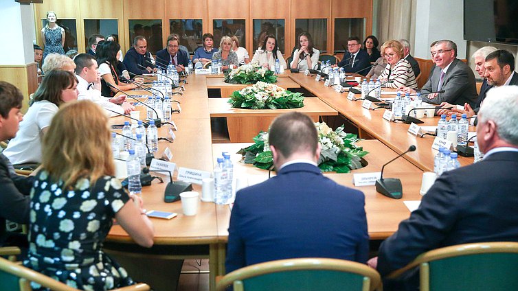 Торжественная церемония награждения победителей Всероссийского конкурса среди образовательных организаций России «История местного самоуправления моего края»