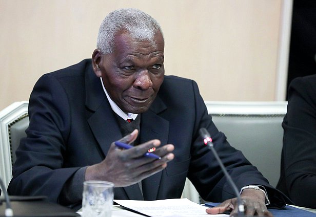 Председатель Национальной ассамблеи народной власти и Государственного Совета Республики Куба Эстебан Ласо Эрнандес