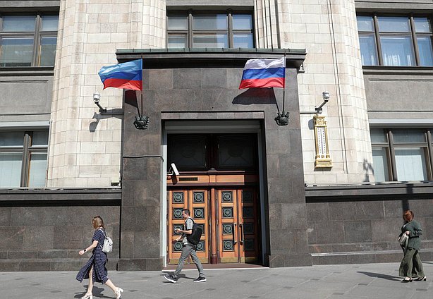 Meeting of Chairman of the State Duma Vyacheslav Volodin and Chairman of the LPR People's Council Denis Miroshnichenko