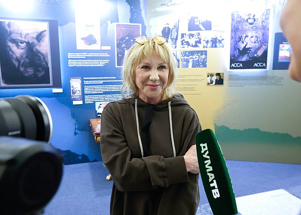 Актриса Елена Яковлева