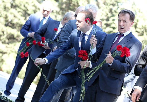 Заместители Председателя Государственной Думы Владислав Даванков и Алексей Гордеев