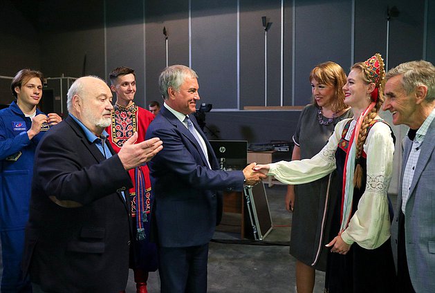 Председатель Государственной Думы Вячеслав Володин и ректор ВГИК им. С.А. Герасимова Владимир Малышев