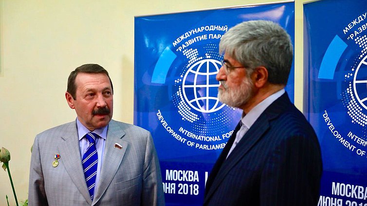 Первый заместитель Председателя Собрания Исламского Совета Республики Иран Али Мотахари и член Комитета ГД по энергетике Геннадий Скляр