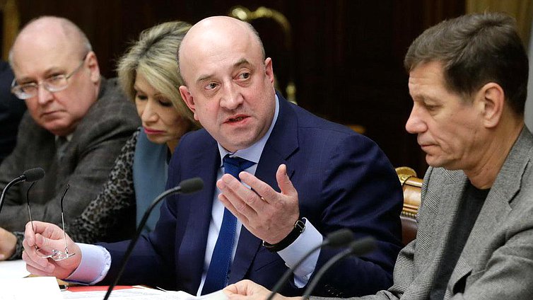 Заседание Научного совета по правотворчеству при Председателе Государственной Думы Федерального Собрания Российской Федерации.