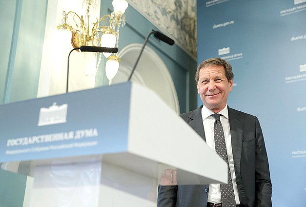 Первый заместитель Председателя Государственной Думы Александр Жуков