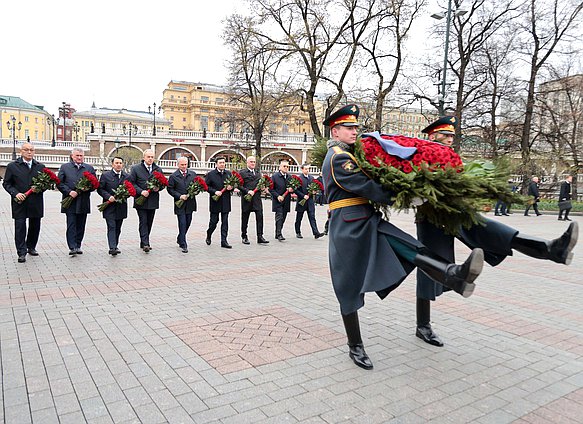 Возложение ОДКБ