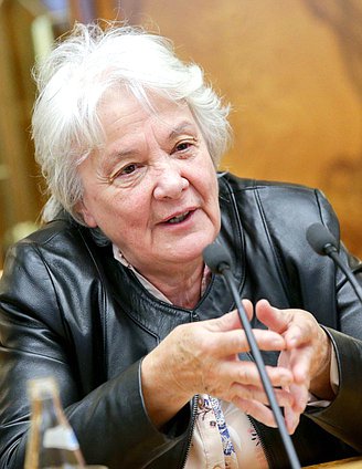 Вице-президент, Председатель Генеральной Ассамблеи и Сената Восточной Республики Уругвай Лусия Тополански