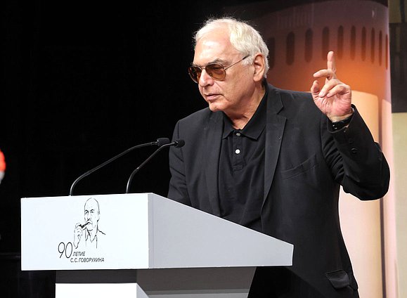 Генеральный директор киноконцерна «Мосфильм» Карен Шахназаров