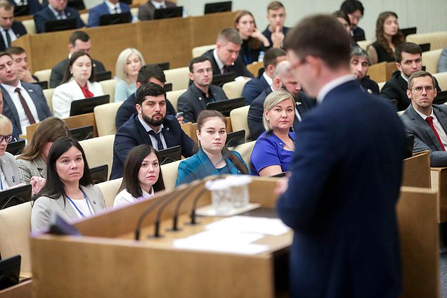 Первое заседание Молодежного парламента при Государственной Думе