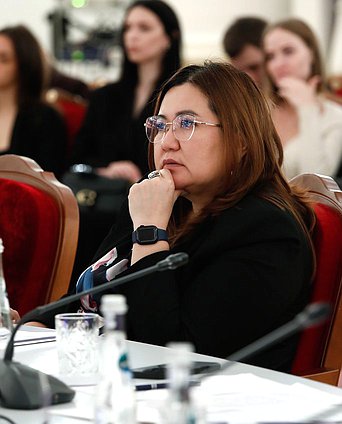 Пленарное заседание третьего международного парламентского форума СНГ «Пушкинские чтения»